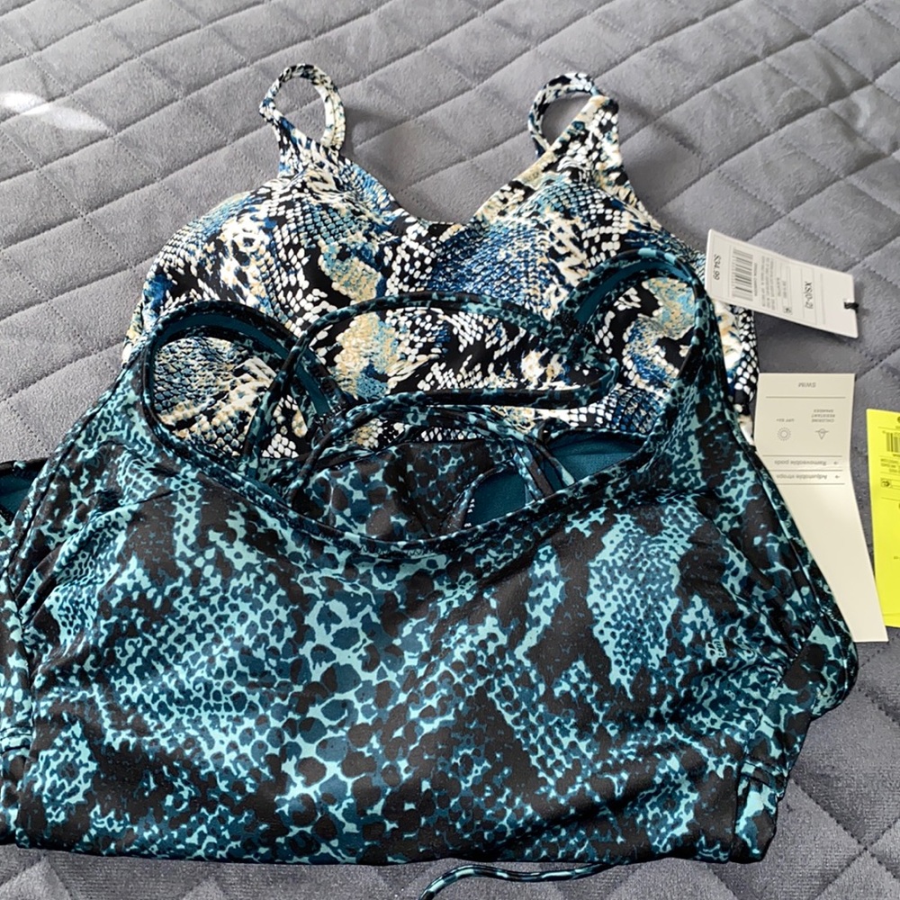 two swimsuits..👌🏼15